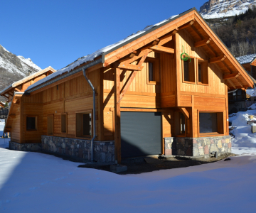 Chalet pierre et bois à Pelvoux