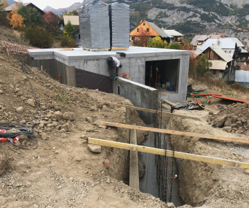 Début des travaux de construction d'un chalet neuf